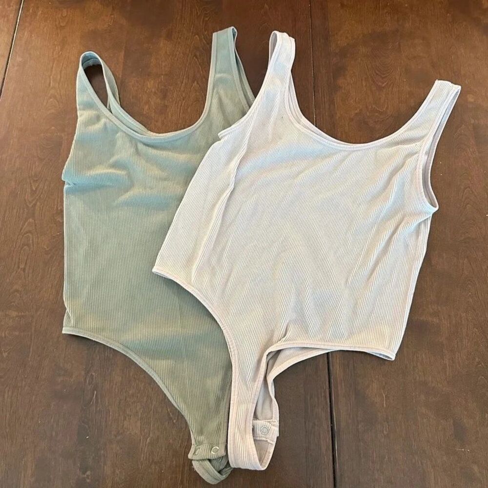 Wall Flower - Snap Crotch Tank Top Pair plus Crop Top- Never Worn - Sz L